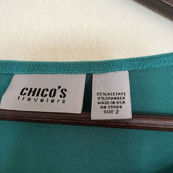 Green top - Picture 3 of 9